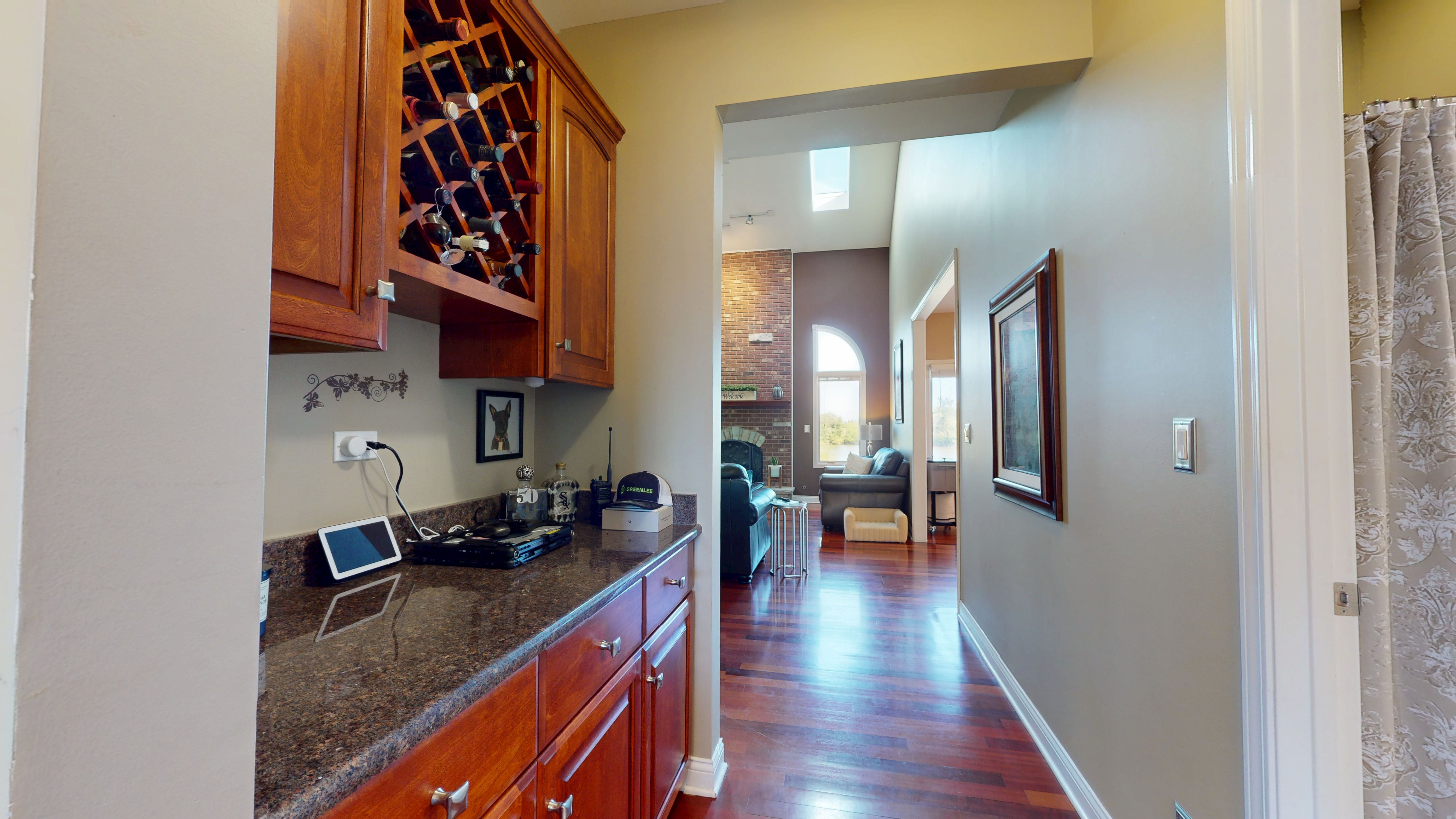04 Butler's Pantry